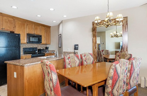 Tahoe Village Villa | Enjoy the Ridge Tahoe Two-Bedroom Lock-Off for a family of 6