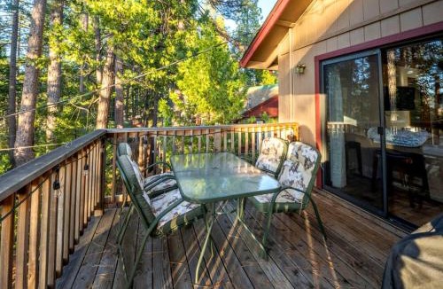 Sonora House | Enjoyable Cabin with Fireplace and Foosball in Twain Harte, California