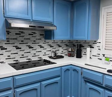Modesto House | Entire 3 BR & 2 BA house for business and family