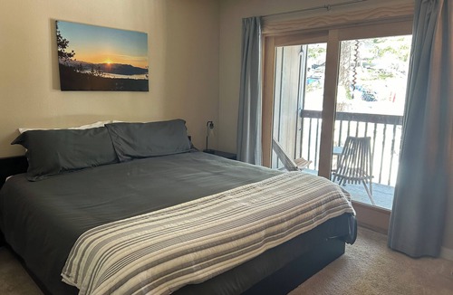 Tahoe Village Condo | Entire condo in Stateline, NV. next to heavenly ski resort!