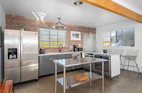 Desert Hot Springs House | Entire Large Private House with Views 3-bedrooms 10 minutes from Palm Springs