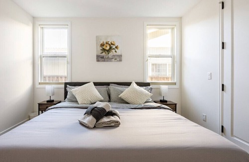 West San Jose Apartment | Entire private Guest house 1 Bed| 1 Bath in San Jose/Cupertino