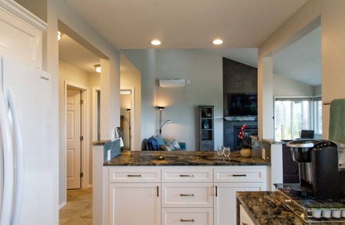 Lodge Hill House | Escape to Cambria, just moments away from Moonstone Beach Park