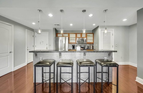Lake Las Vegas Condo | Escape to Paradise: Luxe 2-Bedroom Retreat