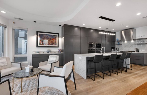 Central Malibu Villa | Escondido Escape - Modern Tri-level Mediterranean Beachfront Home