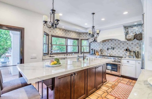 The Mesa House | Estate 8 luxury tennis estate 360 views