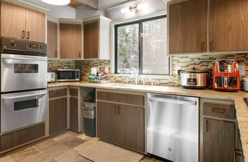 Evergreen Estates Cabin | Evergreen - Luxury 3BR | En-Suite, Hot Tub, Game Room