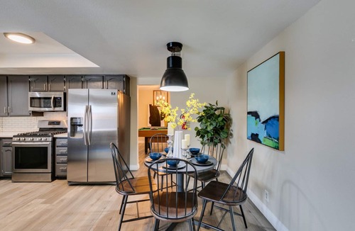 Green Valley North House | Executive 5BR Retreat w 3 Ensuite, Pool & Spa, Air and Water Purifier,