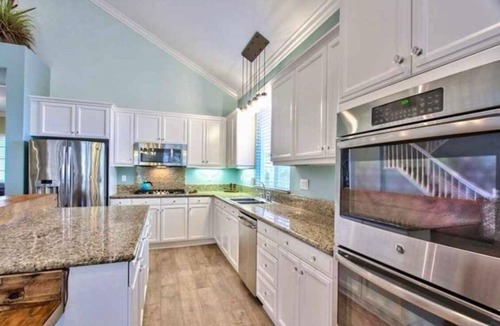 Temecula House | Exotic Northshire Single story home
