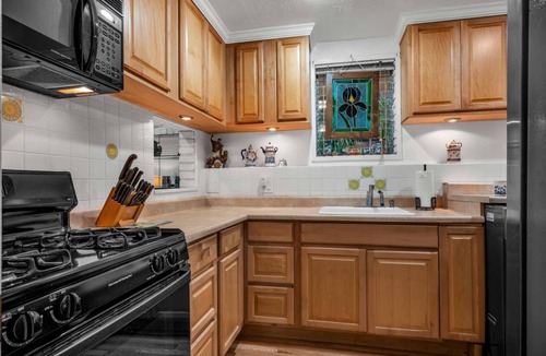 Hollywoodland House | Experience The Hollywood Hills Views