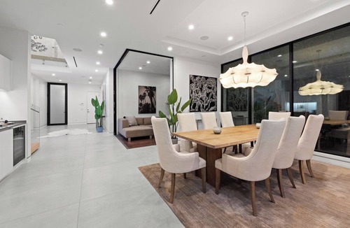 Beverly Grove House | Exquisite Modern Luxury Villa, Rooftop Deck, Pool
