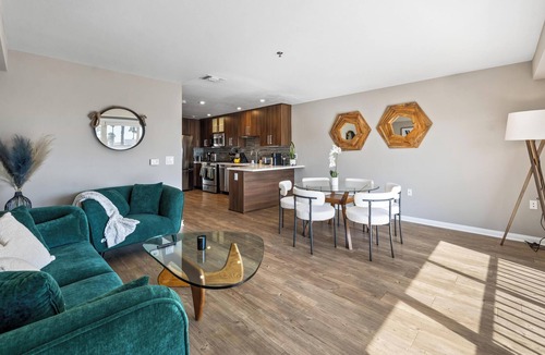 Ocean Park Apartment | Exquisite Ocean View Duplex Rooftop Santa Monica