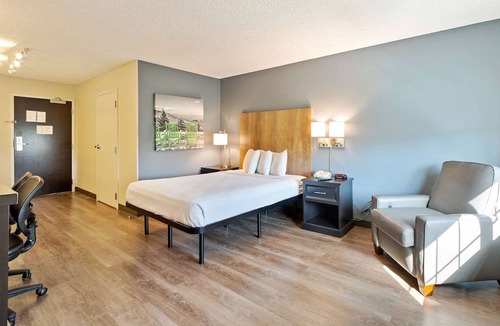 Union City Hotel | Extended Stay America Suites Union City Dyer St