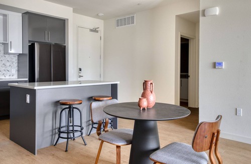 Piedmont Avenue Apartment | Fabulous Oakland 1BR w/Gym & A/C, near Restaurants, by Blueground