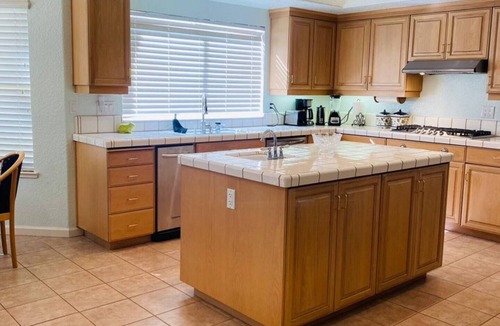 Fair Oaks House | Fair Oaks Corporate Rental, EZ access to freeways