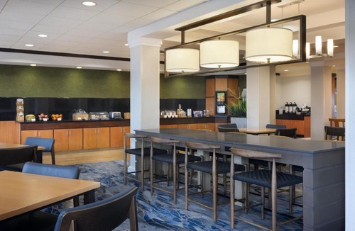 Turlock Hotel | Fairfield Inn and Suites Turlock