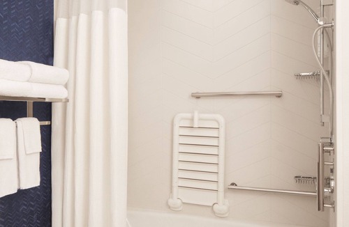 Fresno Hotel | Fairfield Inn & Suites by Marriott Fresno North/Shaw Avenue