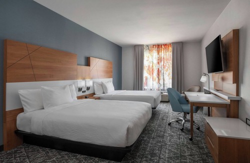 Hayward Hotel | Fairfield Inn & Suites by Marriott Oakland Hayward