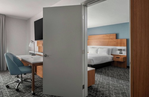 Hayward Hotel | Fairfield Inn & Suites by Marriott Oakland Hayward