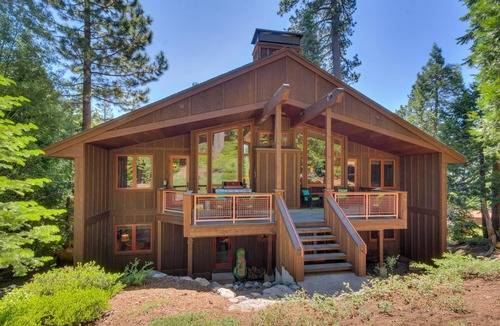 Tahoe City House | Fairway Favorite - Walk to Tahoe City Shops, Dining & Lake - Dog OK