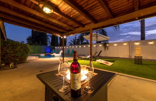 Patton House | Family 3BR POOL Home/KING BED Suite/BILLIARD TABLE/Sleeps 9/near Yaamava'