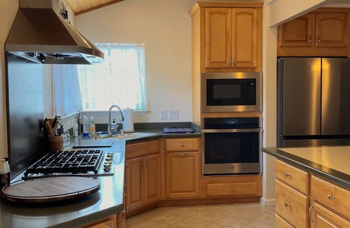 Marine Terrace House | Family and pet friendly beach vacation