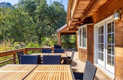 Tehachapi House | Family Cabin Retreat, Hot Tub, Game Room and More!