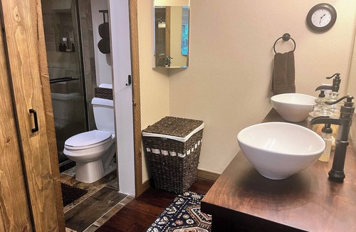 Pescadero Cabin | Family escape w/sauna nestled in the redwoods, near beaches, hiking, cycling