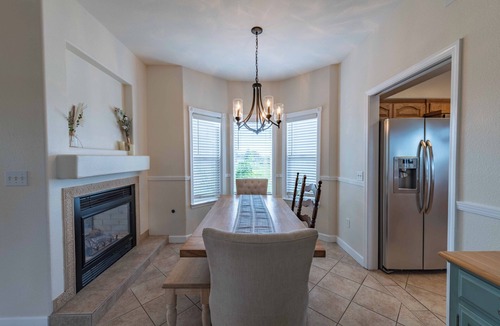 Paso Robles House | Family-Friendly Farmhouse w/Hot Tub & Game Room in Paso Wine Country