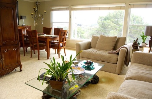 San Bruno House | Family Friendly Great For Two Families views of SF Bay