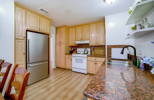 Rialto House | Family-Friendly Home 7 Mi to Dtwn San Bernardino!