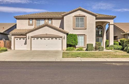 Modesto House | Family-Friendly Modesto Home w/Grill & Yard