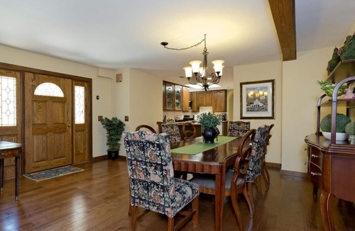 Camarillo House | Family Getaway Central To LA, Santa Barbara, & Essential California Beaches!