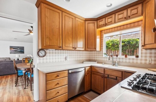 Laguna Beach House | Family home in ideal beach location. Spacious 4 BR home with ocean view.