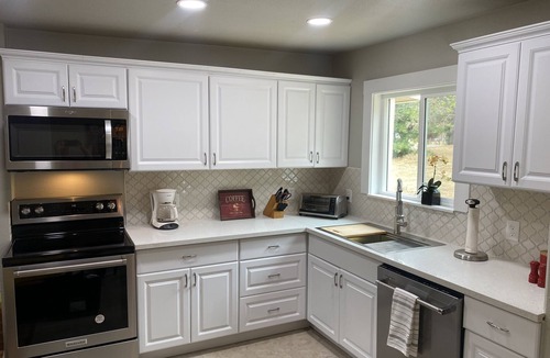 Oakhurst Cottage | Family Home on a Golf Course near Yosemite!