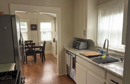 Exeter House | Fantastic 3-bedroom house with AC in welcoming Exeter