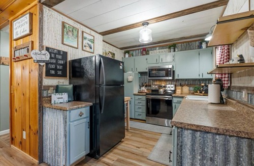 Sierra Cedars Cabin | Fantastic Family Getaway cabin in Shaver Lake perfect for making family memories