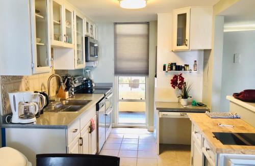 Marina del Rey Apartment | Fantastic Marina View in Front of My Window!