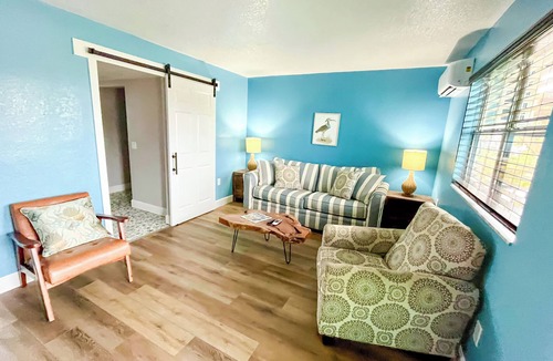 Steinhatchee Hotel | Fiddler's Restaurant and Resort