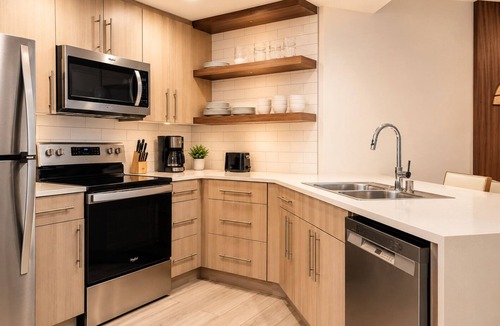 Newport Coast Resort | 𝐅𝐢𝐧𝐝𝐢𝐧𝐠 𝐌𝐞𝐢𝐥𝐢 offers: Marriott's Newport Coast Resort + Amenities