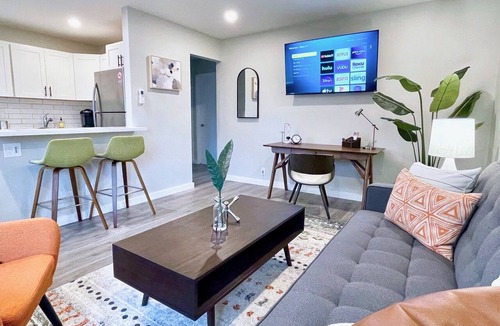 Walnut Creek Apartment | Fire Pit and BBQ in Downtown Walnut Creek