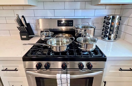 Walnut Creek Apartment | Fire Pit and BBQ in Downtown Walnut Creek