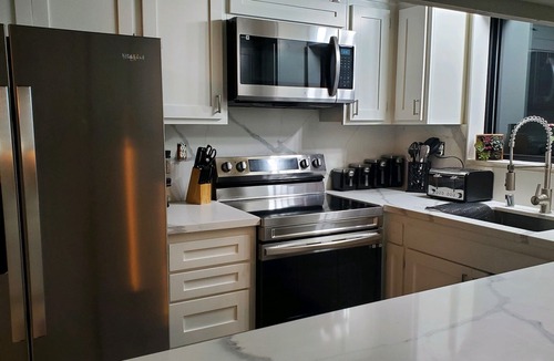 Mammoth Lakes Condo | FIRESIDE IN THE VILLAGE- SLPS 6; apprx 100 ft from GONDALA Location;location