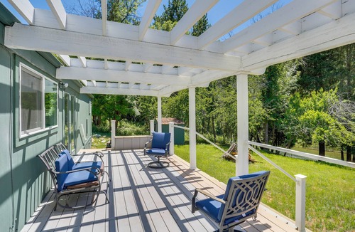 Douglas City House | Fish, Hike & Explore! Mtn-View Trinity River Home