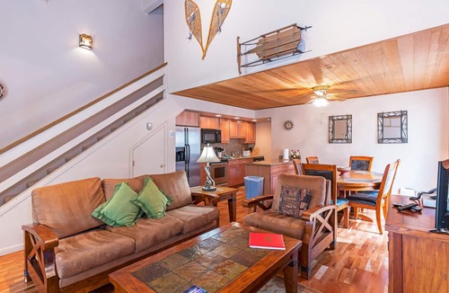 Incline Village Condo | Forest Pines Condo #216