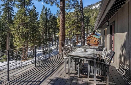 Incline Village Villa | Forest Retreat with Ski Access, Fireplace & Deck Sleeps 7