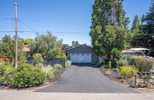 Templeton House | Forest & Vine - Hot tub and Pet Friendly!