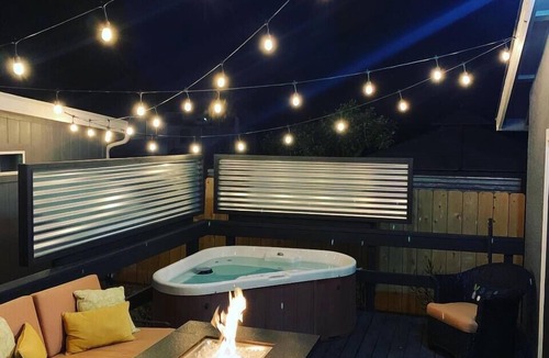Templeton House | Forest & Vine - Hot tub and Pet Friendly!