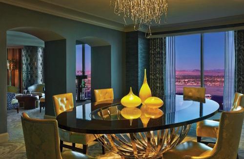 Las Vegas Strip Resort | Four Seasons Hotel Las Vegas