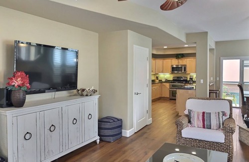 Avila Beach Condo | Fresh look at Shore Pleasure a family fav, steps from beach and downtown